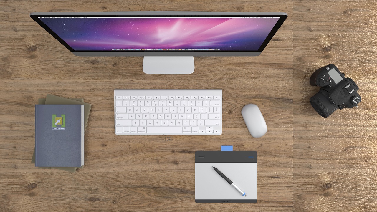 Essential Tools for an Organized Desk